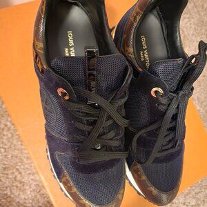 Louis vuitton run away sneaker